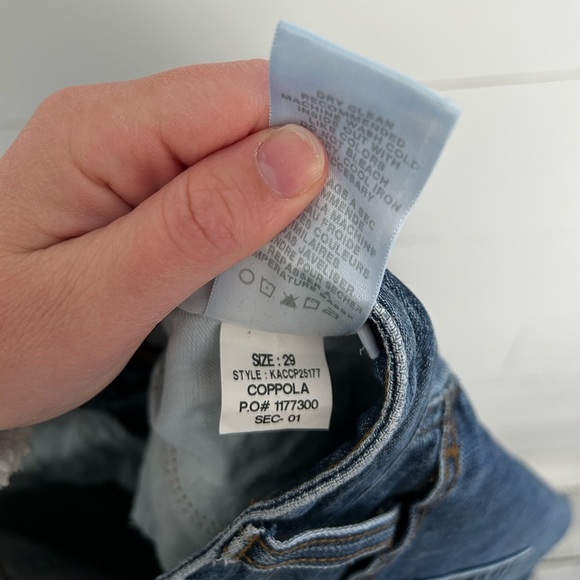 Joe’s The Billie Crop Slim Boyfriend Jeans - Picture 6 of 6